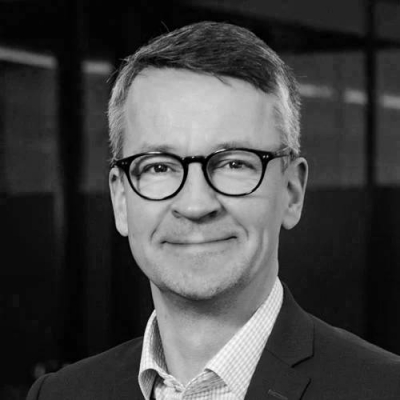 Tapio Immonen, kaupallinen johtaja